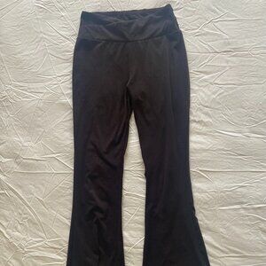 ZOOSIXX 70's Black high rise flaired leggings woman sized M